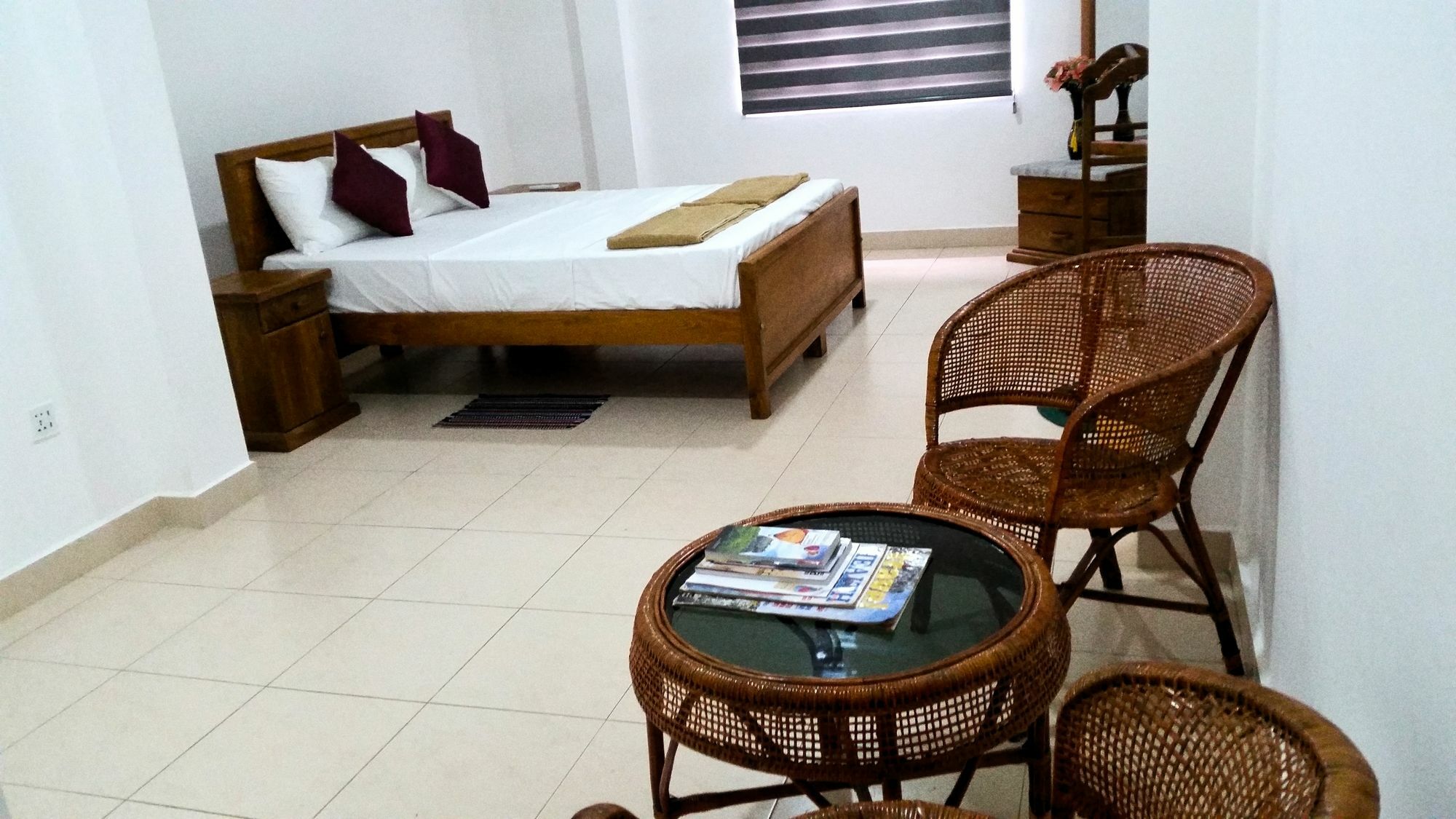 Ocean Pebbles Apartment Dehiwala-Mount Lavinia Exterior photo